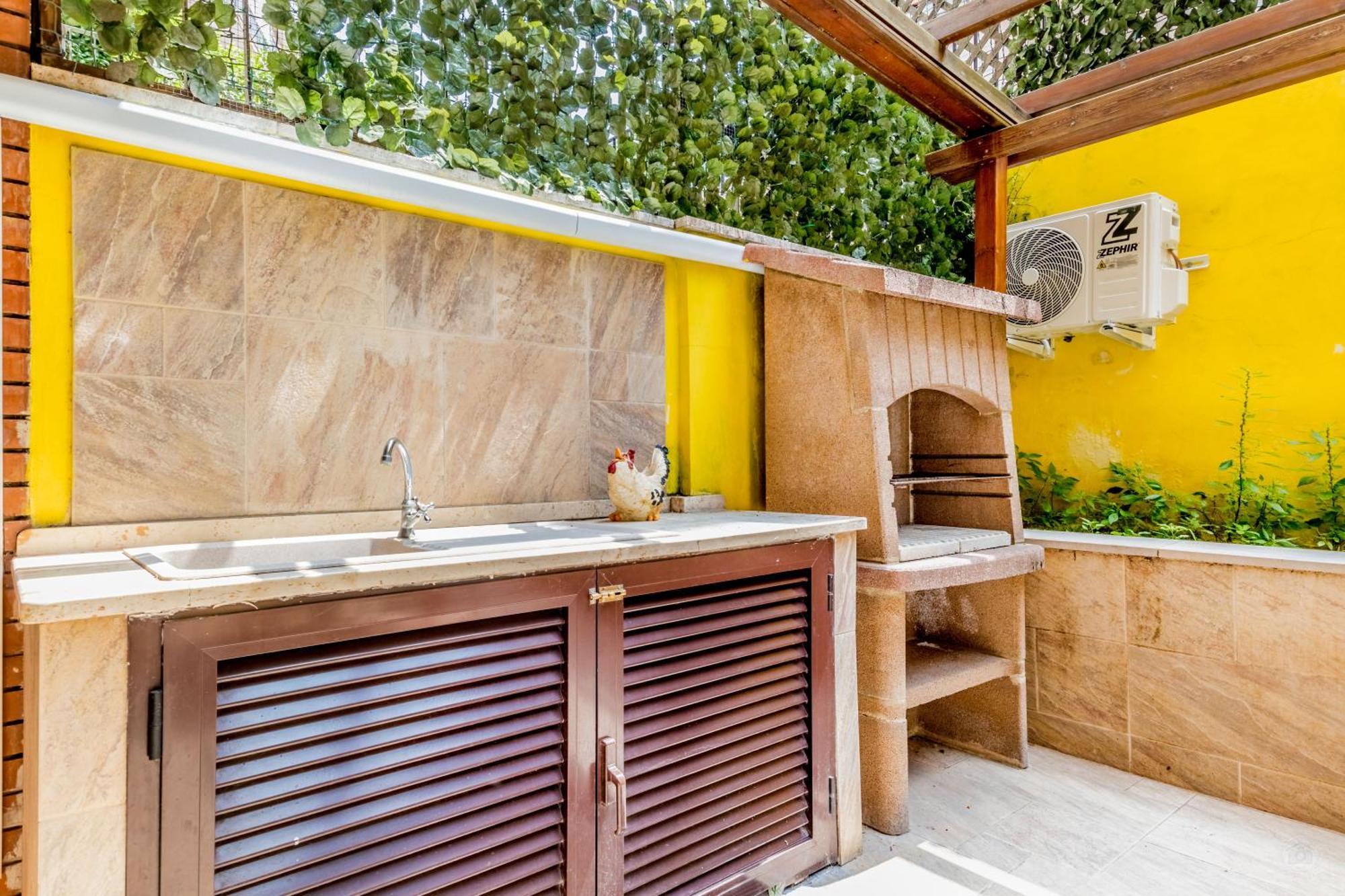 Bbhome Elegant Flat With Private Terrace Pamphili *